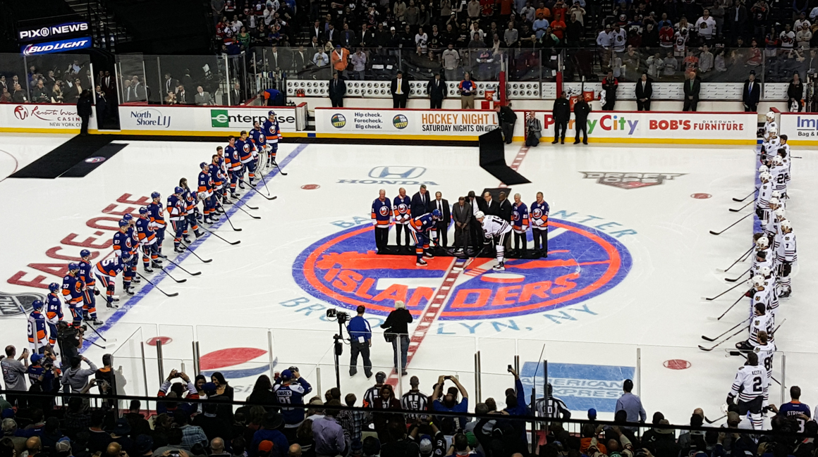 islanders-blackhawks_03